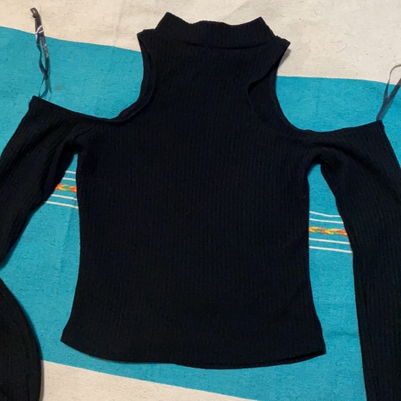 Sexy Black Crop Cold Shoulder Knit - Picture 8 of 8